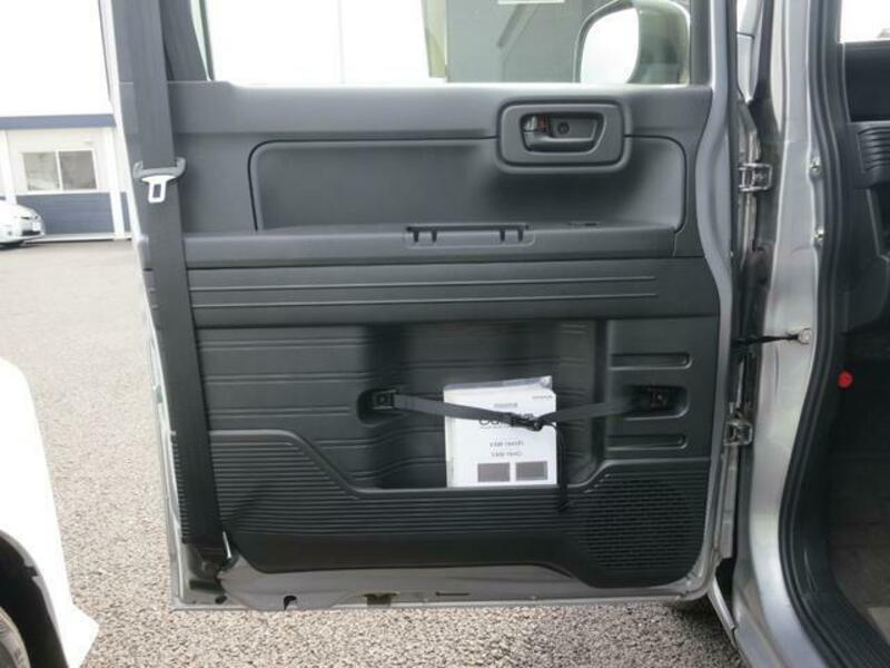 N-VAN