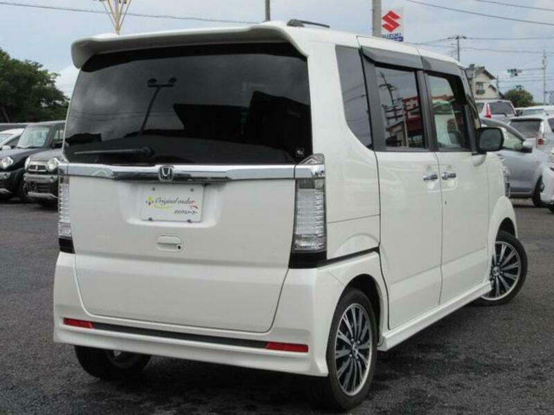 N BOX CUSTOM