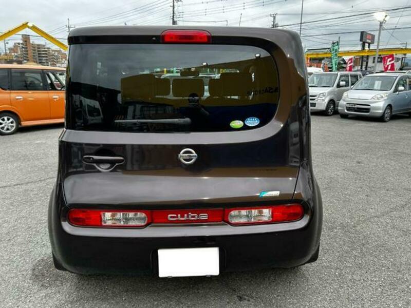 CUBE