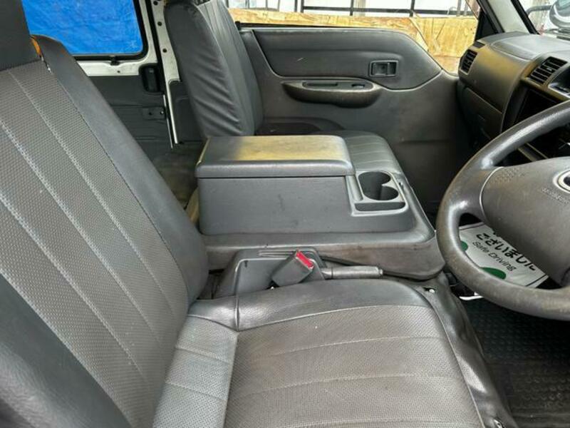 BONGO VAN