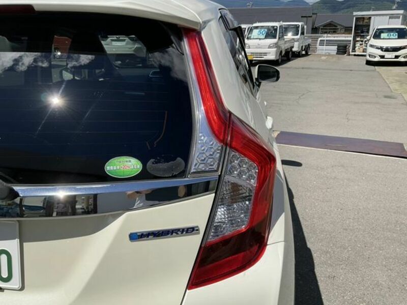 FIT HYBRID