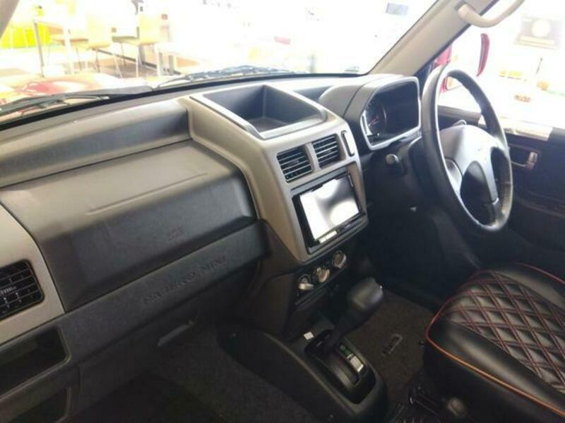 PAJERO MINI