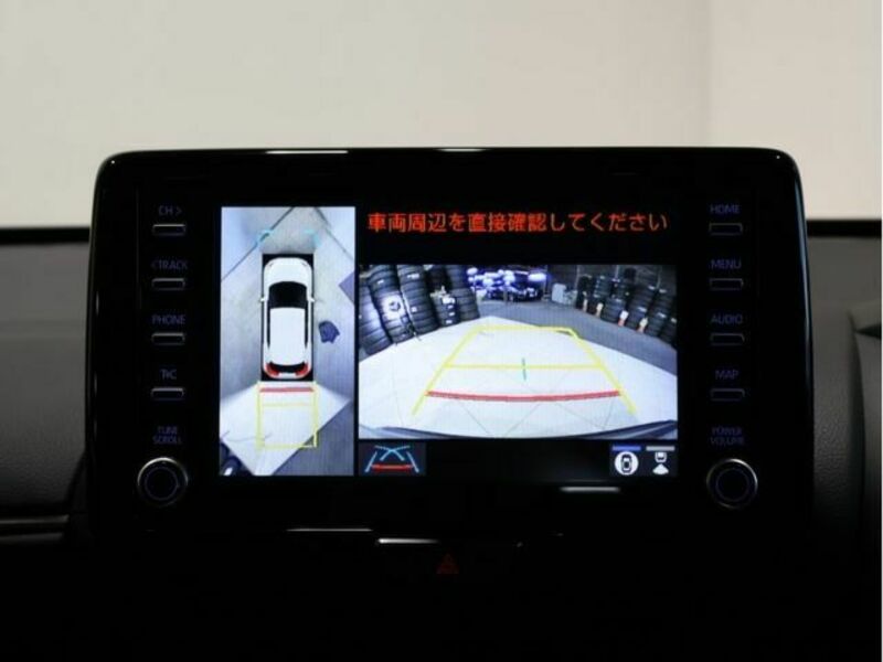 YARIS CROSS