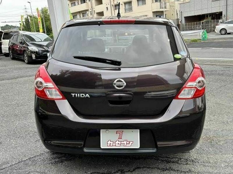 TIIDA