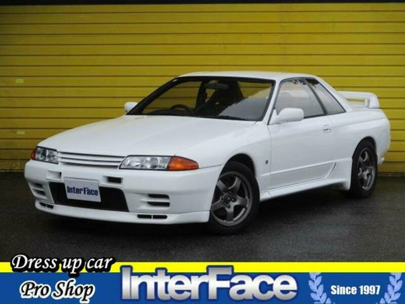 NISSAN SKYLINE