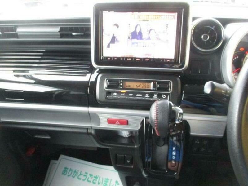 SPACIA CUSTOM