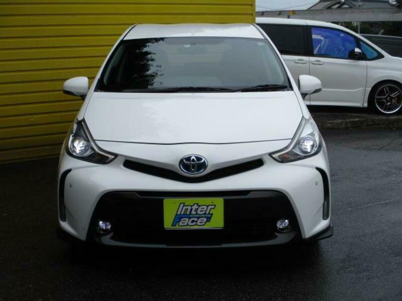 PRIUS ALPHA