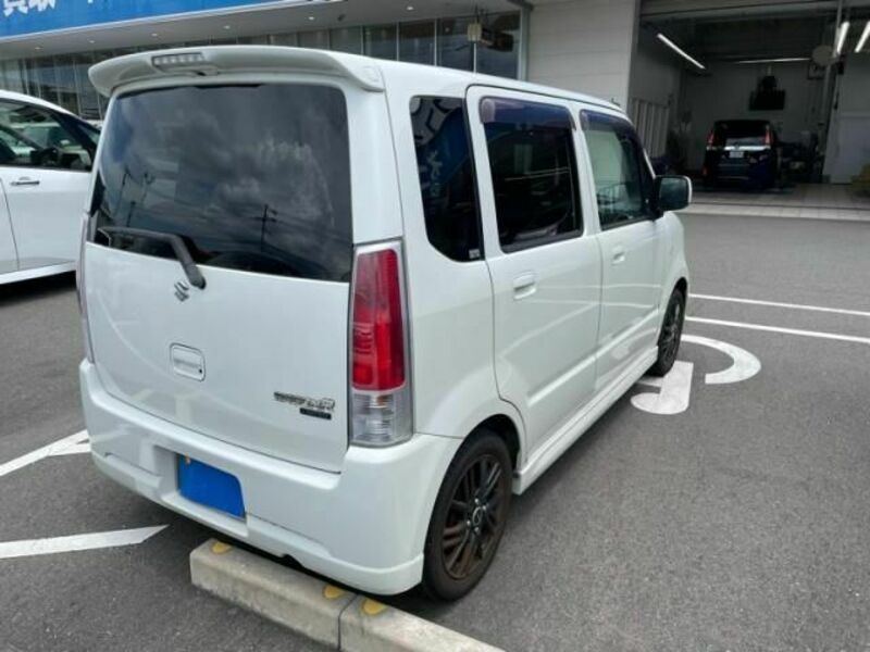 WAGON R