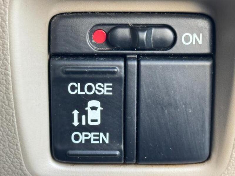 N BOX