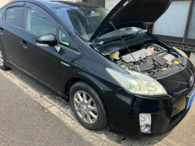 PRIUS-0
