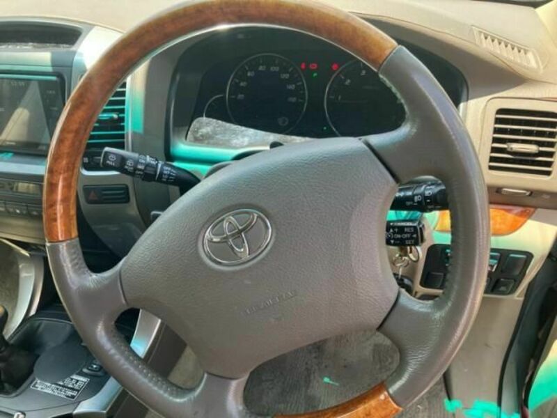 LAND CRUISER PRADO