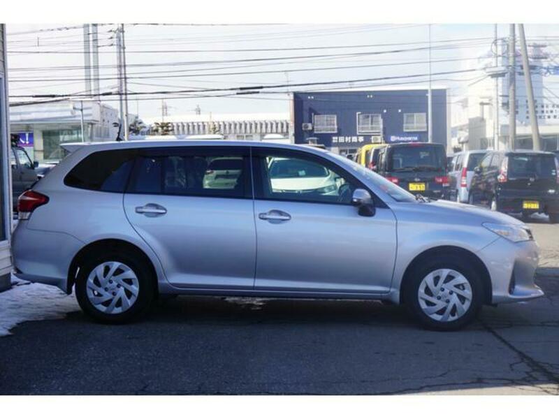 COROLLA FIELDER