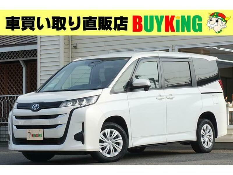 TOYOTA NOAH