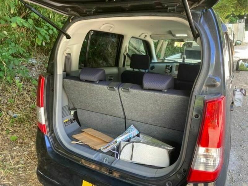 WAGON R