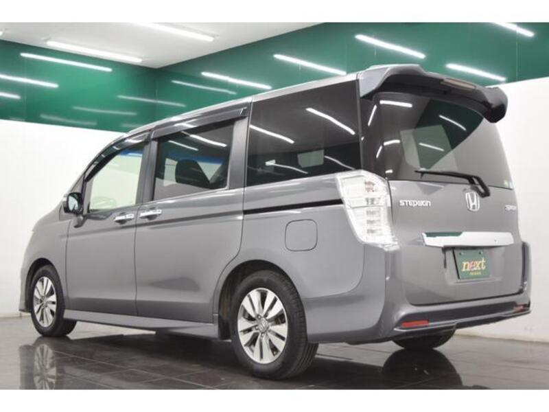 STEPWAGON SPADA