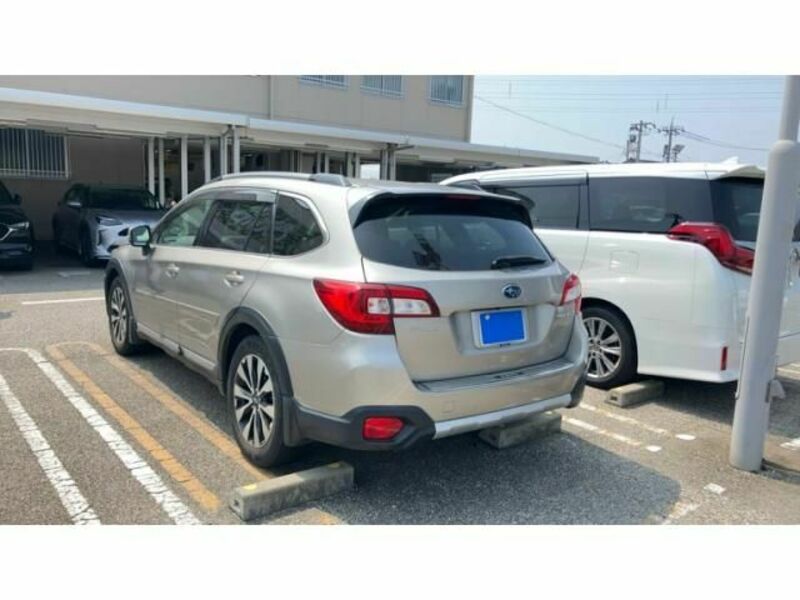 LEGACY OUTBACK