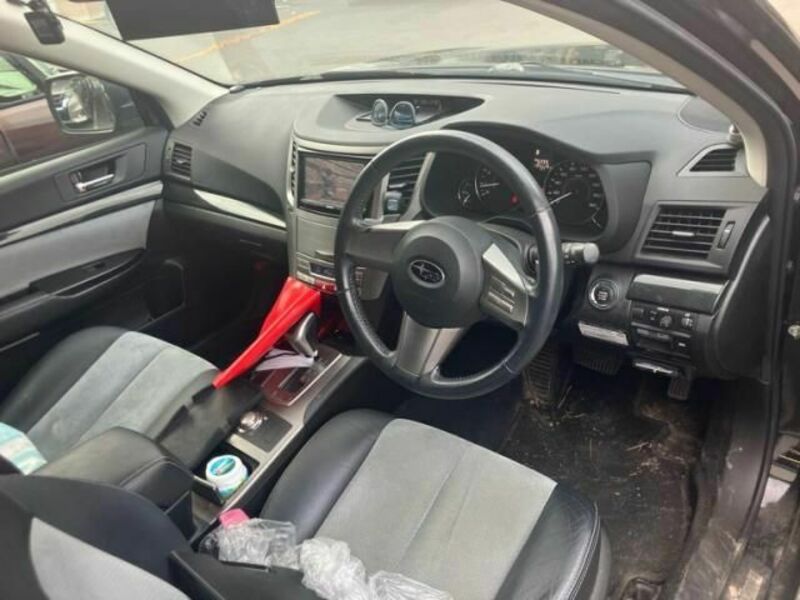 LEGACY OUTBACK