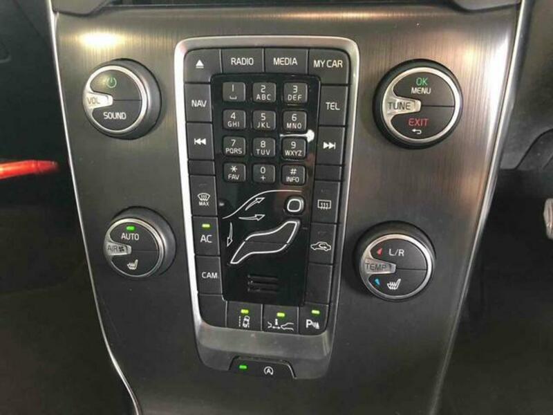 V40