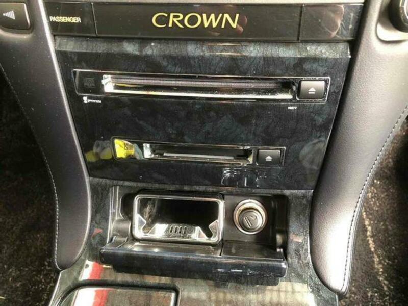 CROWN