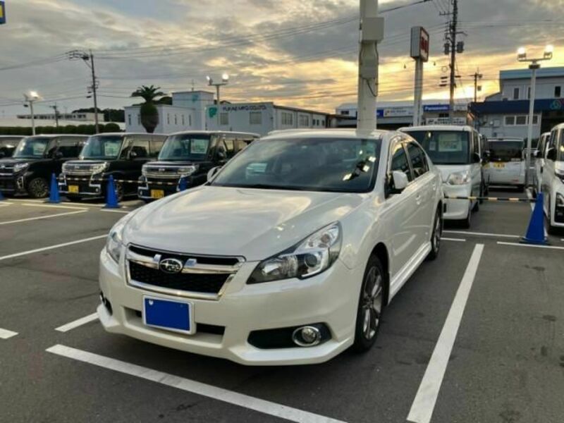 LEGACY B4-0