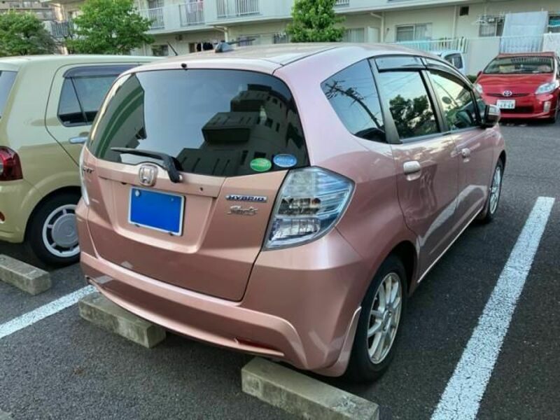 FIT HYBRID