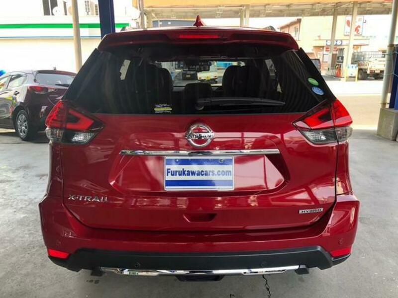 X-TRAIL
