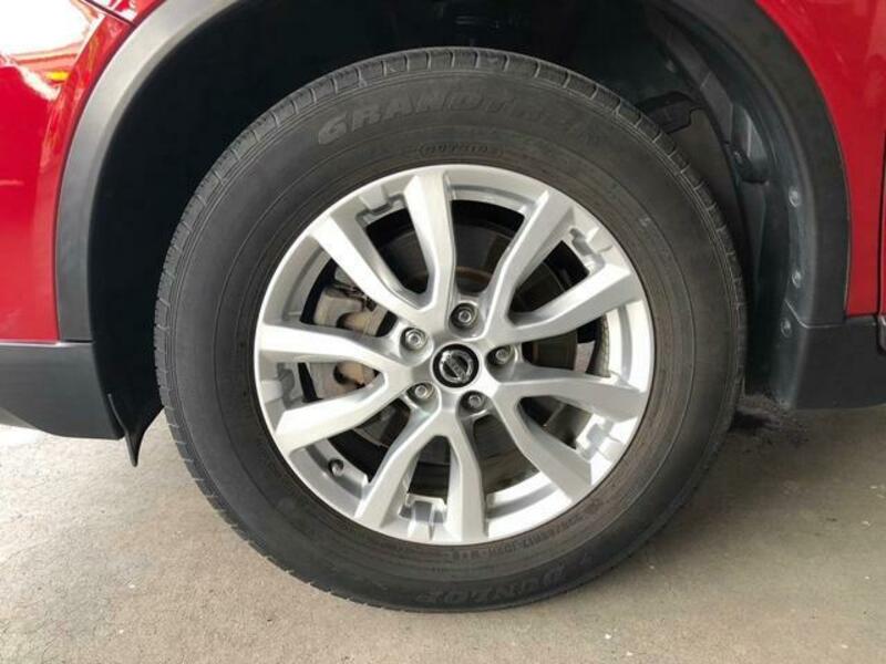 X-TRAIL