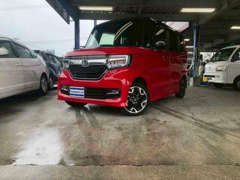 HONDA N BOX CUSTOM