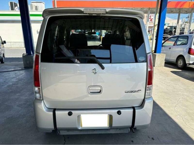 WAGON R