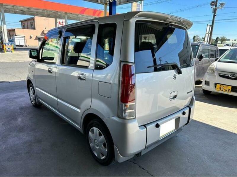 WAGON R