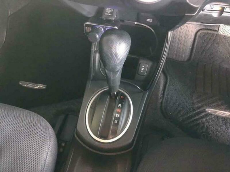 FIT HYBRID