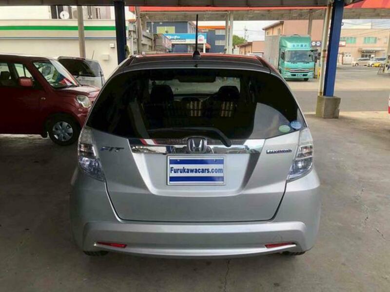 FIT HYBRID