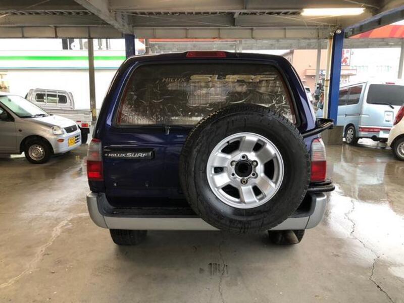 HILUX SURF