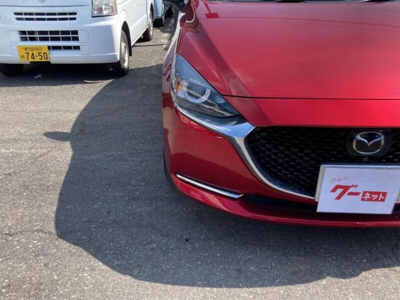 MAZDA2