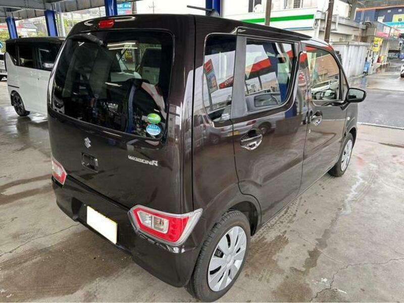 WAGON R