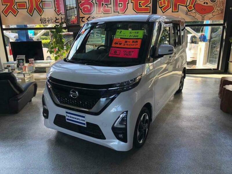 NISSAN ROOX