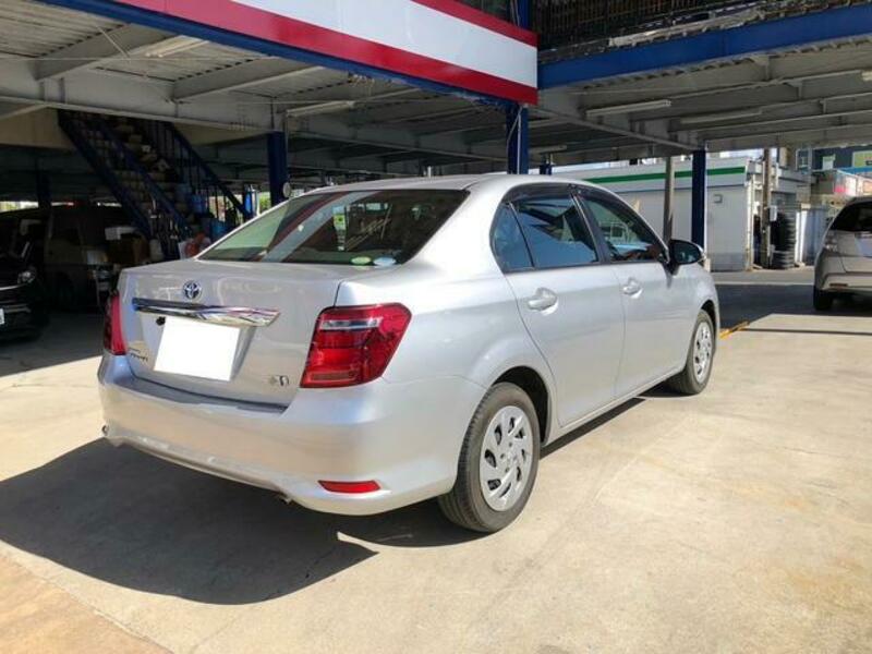 COROLLA AXIO