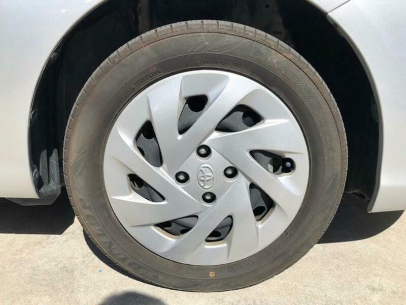 COROLLA AXIO
