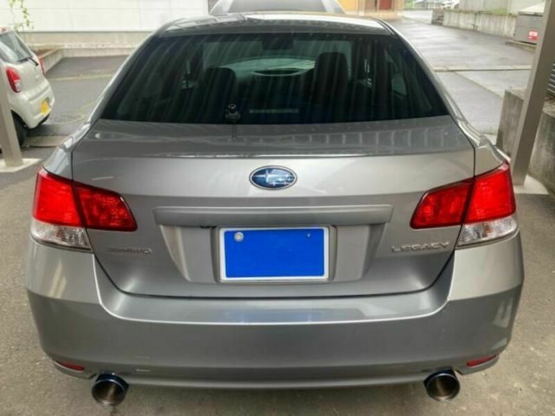 LEGACY B4