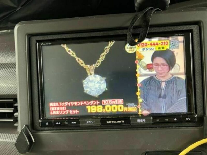N BOX