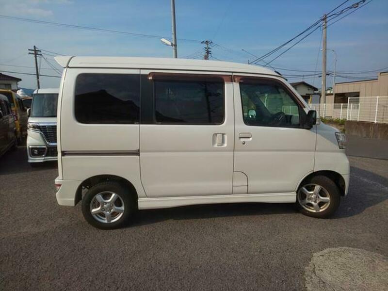 ATRAI WAGON