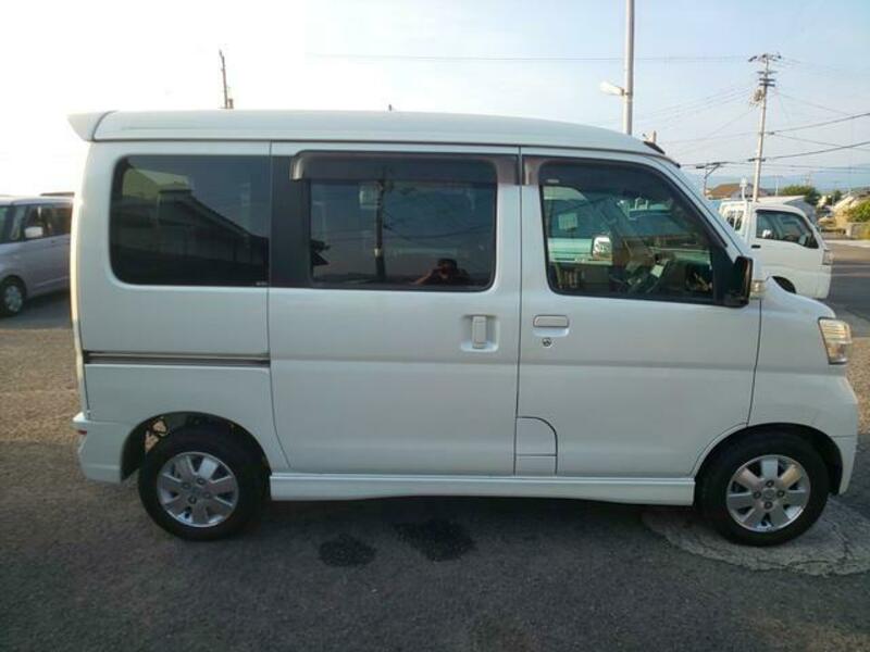 ATRAI WAGON