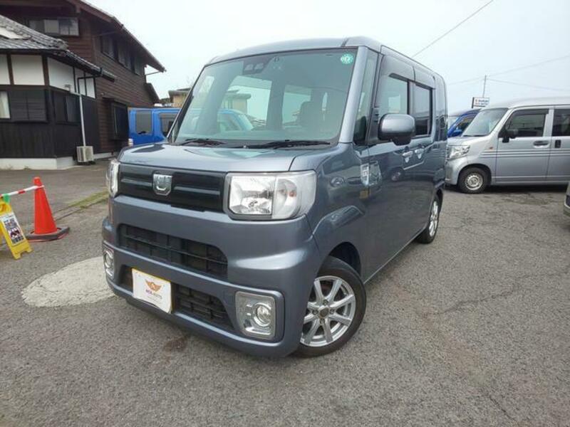 DAIHATSU WAKE