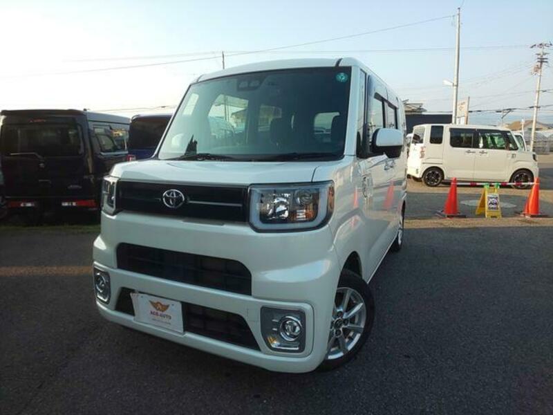 TOYOTA PIXIS MEGA