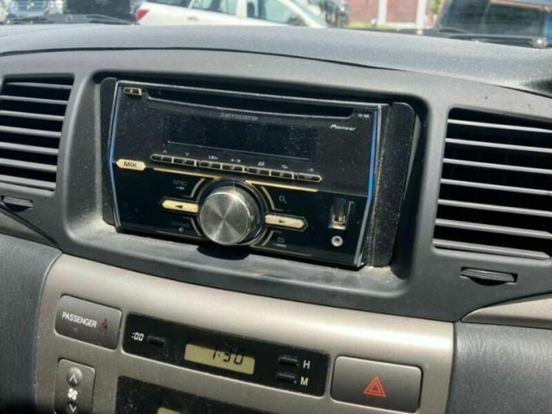 COROLLA FIELDER