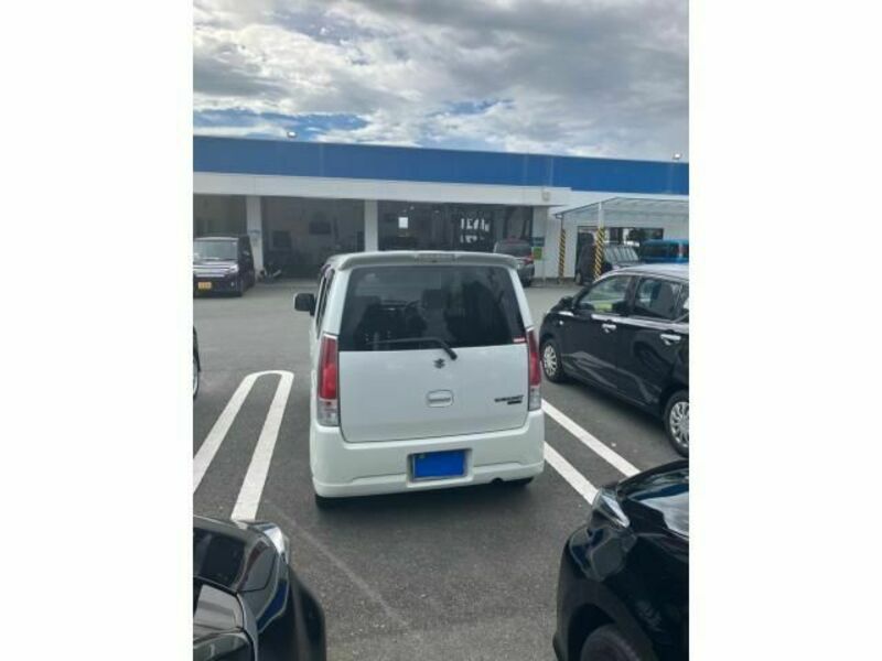 WAGON R
