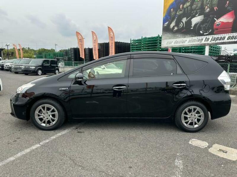 PRIUS ALPHA