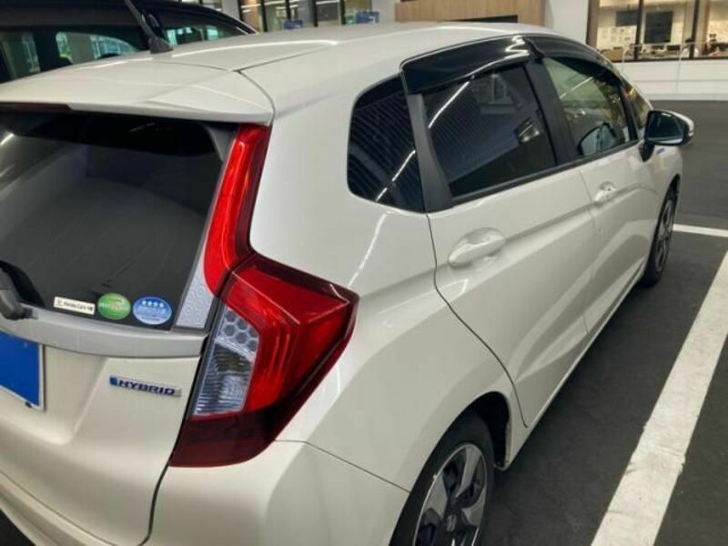FIT HYBRID