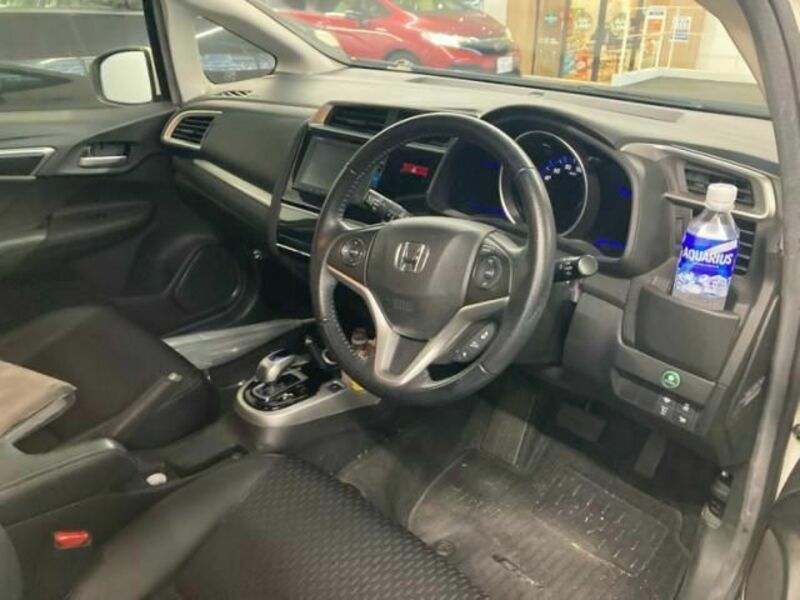 FIT HYBRID