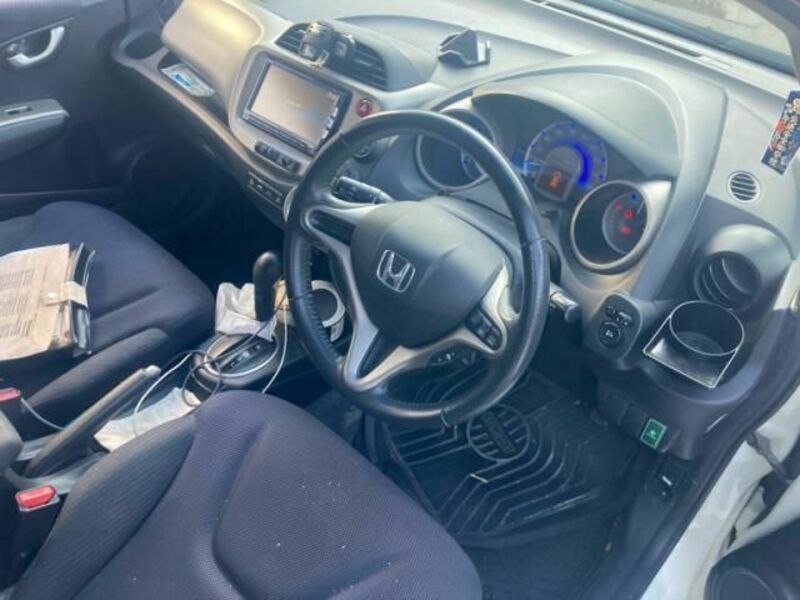 FIT HYBRID